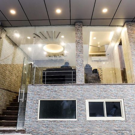 Hotel Moreton Igi Airport Nowe Delhi Zewnętrze zdjęcie