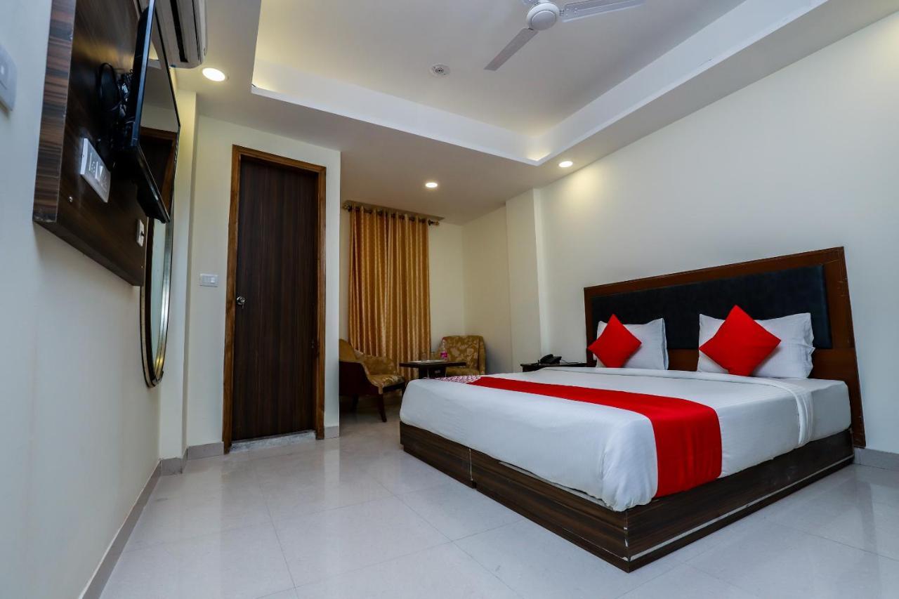 Hotel Moreton Igi Airport Nowe Delhi Zewnętrze zdjęcie